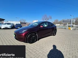 Schwarz Gebraucht 2024 Tesla Model Y Long Range SUV | 45.900 € (Etwas zu teuer)