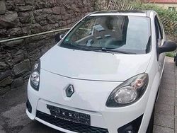 Weiß Gebraucht 2009 Renault Twingo Kleinwagen | 2.400 €