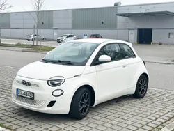 Weiß Gebraucht 2023 Fiat 500e La Prima Kleinwagen | 18.500 € (Guter Preis)