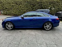 Blau Gebraucht 2019 Mercedes E300 AMG line Coupé | 31.980 €