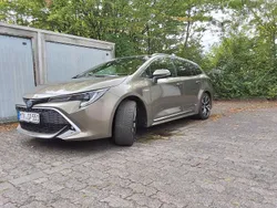 Braun Gebraucht 2021 Toyota Corolla Kombi | 23.800 € (Superpreis)