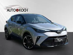 Metalstreamgrau metallic / dach schwarz Gebraucht 2021 Toyota C-HR Sport SUV | 26.890 € (Teuer)