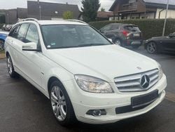 Weiß Gebraucht 2009 Mercedes C200 Kombi | 5.499 € (Guter Preis)