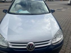 Blau Gebraucht 2006 VW Golf V Comfortline Kleinwagen | 2.000 € (Guter Preis)