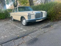 Mercedes W114