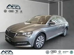 Grau Gebraucht 2022 Skoda Superb Ambition Kombi | 24.385 € (Fairer Preis)