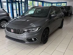 Grau Gebraucht 2019 Fiat Tipo Lounge Kombi | 8.995 € (Guter Preis)