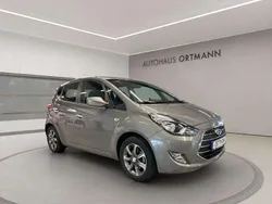Olivine grey / met Gebraucht 2019 Hyundai ix20 Space Van / Kleinbus | 13.990 € (Fairer Preis)