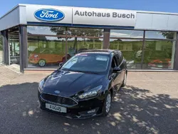 Iridiumschwarz metallic Gebraucht 2018 Ford Focus Cool & Connect Kombi | 12.950 € (Fairer Preis)
