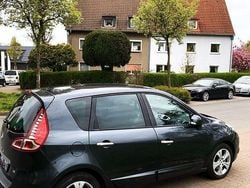 Schwarz Gebraucht 2011 Renault Scénic III Van / Kleinbus | 3.850 € (Guter Preis)