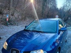 Blau Gebraucht 2005 Seat Ibiza Limousine | 1.800 € (Fairer Preis)
