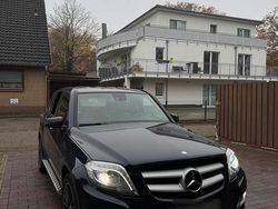 Blau Gebraucht 2015 Mercedes GLK250 SUV | 14.200 € (Fairer Preis)