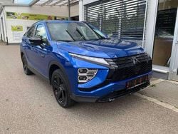 Laserblau Gebraucht 2024 Mitsubishi Eclipse Cross Select SUV | 32.980 € (Teuer)