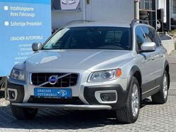 Silber Gebraucht 2011 Volvo XC70 Momentum SUV | 19.790 € (Teuer)