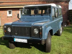 Blau Gebraucht 1997 Land Rover Defender SUV | 29.450 €