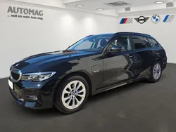 Schwarz Gebraucht 2022 BMW 320e Sport Line Limousine | 24.990 € (Guter Preis)