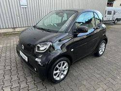 Schwarz Gebraucht 2016 Smart ForTwo Coupé Basis Coupé | 9.680 € (Etwas zu teuer)