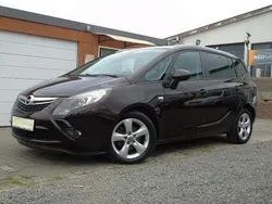 Mahogany brown (p2/so) Gebraucht 2016 Opel Zafira Tourer drive Van / Kleinbus | 7.899 € (Fairer Preis)
