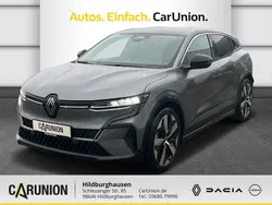 Grau Gebraucht 2024 Renault Mégane Techno Limousine | 32.889 € (Guter Preis)