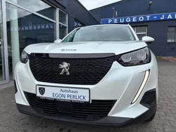 Weiß Gebraucht 2024 Peugeot 2008 Active SUV | 17.490 € (Fairer Preis)