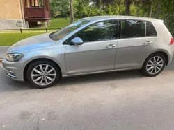 Silber Gebraucht 2019 VW Golf VII Highline Limousine | 16.990 € (Fairer Preis)