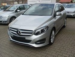 Silber Gebraucht 2015 Mercedes B220 Style Van / Kleinbus | 15.990 € (Guter Preis)