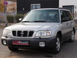 Grau Gebraucht 2001 Subaru Forester SUV | 3.990 €