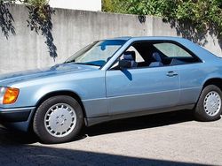Blau Gebraucht 1988 Mercedes E300 Coupé | 15.500 €