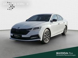 Weiß Gebraucht 2022 Skoda Octavia SportLine Limousine | 24.990 € (Teuer)