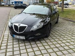 Schwarz Gebraucht 2011 Lancia Delta Limousine | 2.500 €