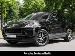 Schwarz Gebraucht 2024 Porsche Macan SUV | 81.400 € (Teuer)