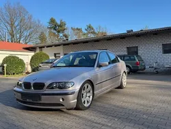 Silber Gebraucht 2004 BMW 318 Limousine | 3.300 € (Fairer Preis)