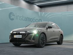 Grau Gebraucht 2024 Audi Q8 e-tron S-Line SUV | 65.295 € (Teuer)