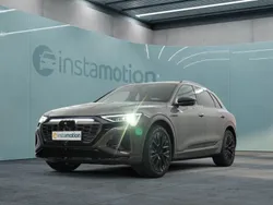 Grau Gebraucht 2024 Audi Q8 e-tron S-Line SUV | 65.295 €