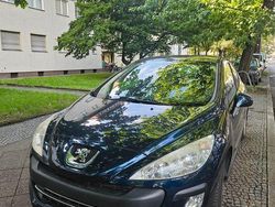Blau Gebraucht 2010 Peugeot 308 Filou Limousine | 2.300 € (Etwas zu teuer)
