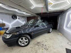 Schwarz Gebraucht 1995 Peugeot 306 Cabriolet Cabrio | 2.200 €