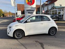 Weiß Gebraucht 2022 Fiat 500e Icon Kleinwagen | 18.300 € (Guter Preis)