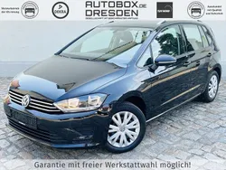 Deep black perleffekt Gebraucht 2015 VW Golf Sportsvan Comfortline Van / Kleinbus | 10.890 € (Fairer Preis)