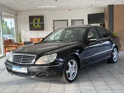 Schwarz Gebraucht 2005 Mercedes 320 Limousine | 7.990 €