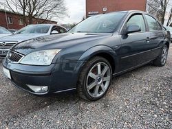 Schwarz Gebraucht 2007 Ford Mondeo Futura Limousine | 2.890 € (Etwas zu teuer)