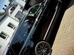 Schwarz Gebraucht 2015 Land Rover Range Rover Vogue SUV | 30.300 €