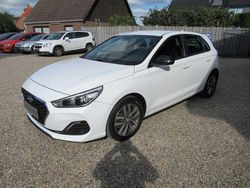 Weiß Gebraucht 2019 Hyundai i30 GO! Limousine | 13.950 € (Fairer Preis)