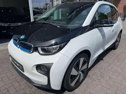 Capparisweiss mit akzent i bla Gebraucht 2016 BMW i3 Kleinwagen | 11.900 €