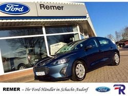 Blau Gebraucht 2021 Ford Focus Trend Limousine | 12.990 € (Guter Preis)