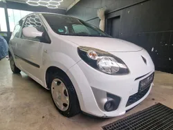 Weiß Gebraucht 2009 Renault Twingo Kleinwagen | 1.590 € (Fairer Preis)