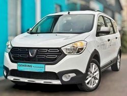 Weiß Gebraucht 2021 Dacia Lodgy Stepway Van / Kleinbus | 14.500 € (Fairer Preis)