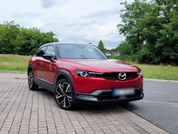 Rot Gebraucht 2021 Mazda MX30 Touring SUV | 14.500 € (Guter Preis)