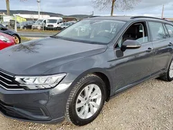 Grau Gebraucht 2020 VW Passat Kombi | 12.852 € (Fairer Preis)