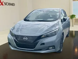 Ceramic grey/ dach black metallic Neu 2024 Nissan Leaf N-Connecta Kleinwagen | 31.299 €