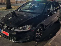 Schwarz Gebraucht 2016 VW Golf VII LOUNGE Limousine | 14.950 €
